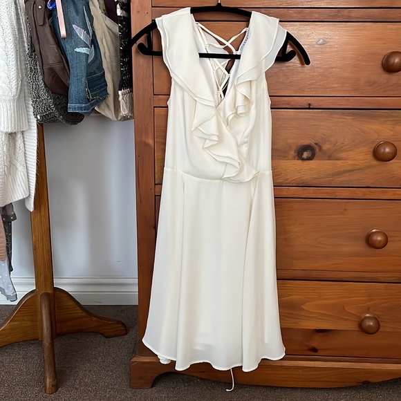 🌸Favlux lace up dress - Picture 2 of 3